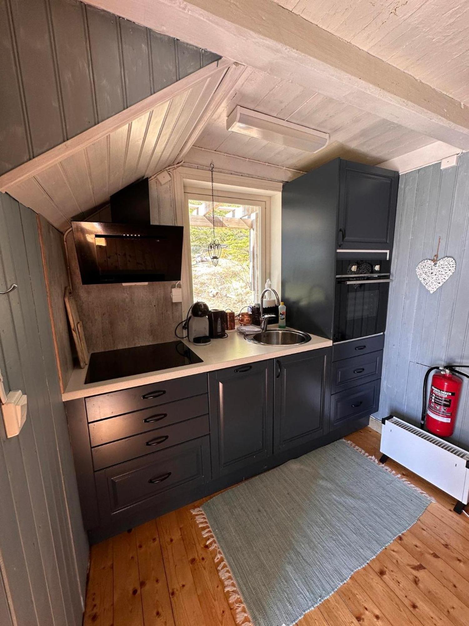 Moskenes Cabin *